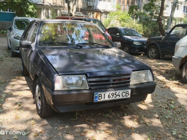 Синій ВАЗ 21099, об'ємом двигуна 1.3 л та пробігом 400 тис. км за 900 $, фото 1 на Automoto.ua