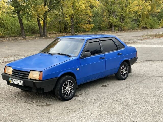 Синий ВАЗ 21099, объемом двигателя 1.5 л и пробегом 143 тыс. км за 1200 $, фото 1 на Automoto.ua