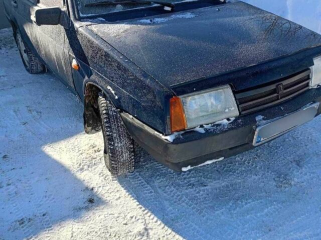 Синий ВАЗ 21099, объемом двигателя 1.6 л и пробегом 150 тыс. км за 1650 $, фото 1 на Automoto.ua