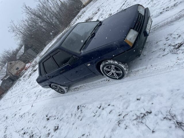 Синий ВАЗ 21099, объемом двигателя 1.5 л и пробегом 80 тыс. км за 1550 $, фото 1 на Automoto.ua