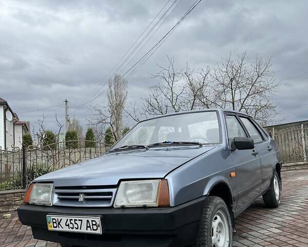 Синий ВАЗ 21099, объемом двигателя 1.3 л и пробегом 149 тыс. км за 1400 $, фото 1 на Automoto.ua