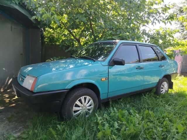 Синий ВАЗ 21099, объемом двигателя 1 л и пробегом 180 тыс. км за 1097 $, фото 1 на Automoto.ua