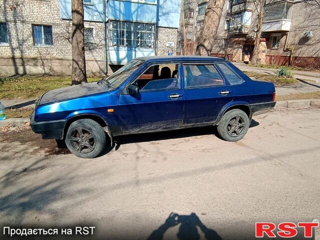 Синий ВАЗ 21099, объемом двигателя 1.5 л и пробегом 235 тыс. км за 680 $, фото 1 на Automoto.ua