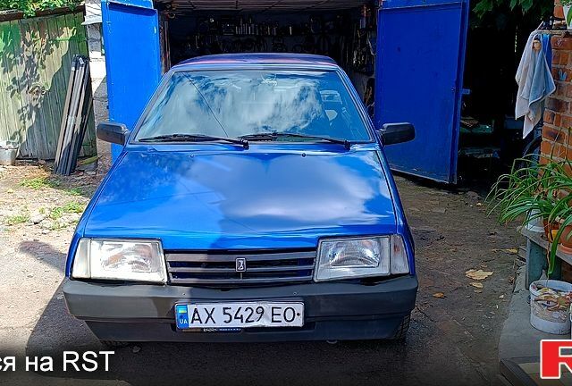 Синий ВАЗ 21099, объемом двигателя 1.5 л и пробегом 40 тыс. км за 1400 $, фото 1 на Automoto.ua
