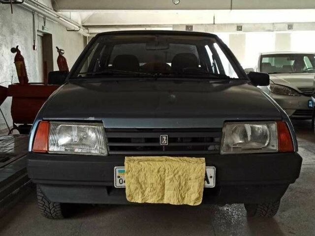 Синий ВАЗ 21099, объемом двигателя 1.5 л и пробегом 220 тыс. км за 900 $, фото 1 на Automoto.ua