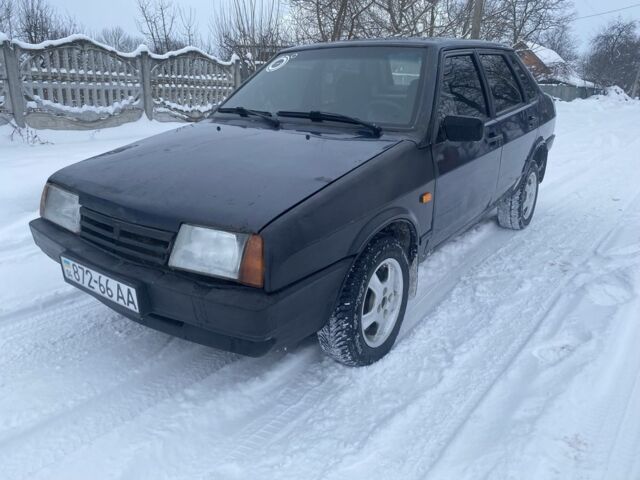 Синий ВАЗ 21099, объемом двигателя 1.5 л и пробегом 250 тыс. км за 700 $, фото 1 на Automoto.ua