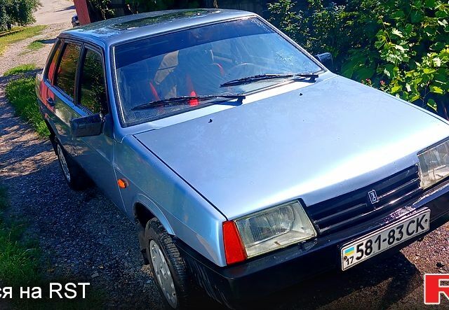 Синий ВАЗ 21099, объемом двигателя 1.3 л и пробегом 100 тыс. км за 1500 $, фото 1 на Automoto.ua