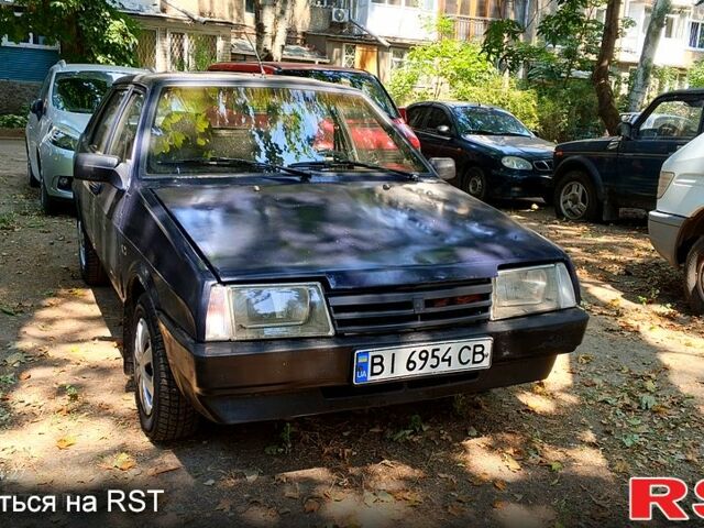 Синий ВАЗ 21099, объемом двигателя 1.3 л и пробегом 400 тыс. км за 780 $, фото 1 на Automoto.ua