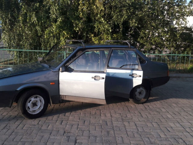 Синий ВАЗ 21099, объемом двигателя 1.5 л и пробегом 125 тыс. км за 1700 $, фото 1 на Automoto.ua