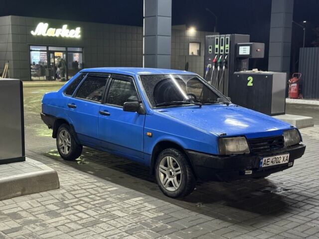 Синий ВАЗ 21099, объемом двигателя 1.5 л и пробегом 150 тыс. км за 1100 $, фото 1 на Automoto.ua