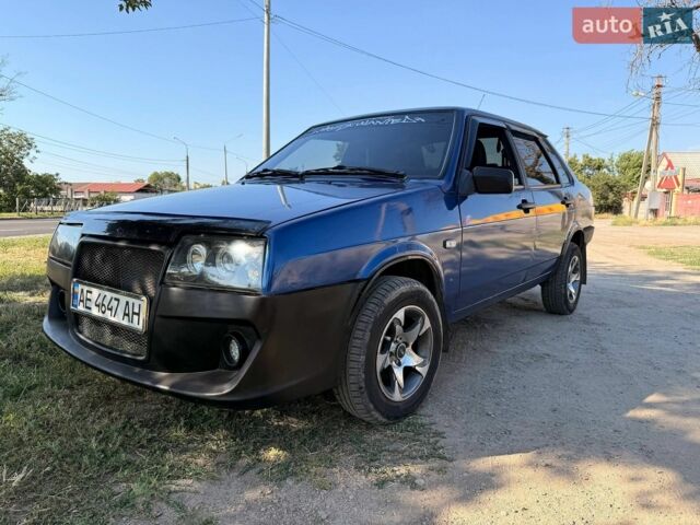 Синій ВАЗ 21099, об'ємом двигуна 1.5 л та пробігом 250 тис. км за 1550 $, фото 1 на Automoto.ua