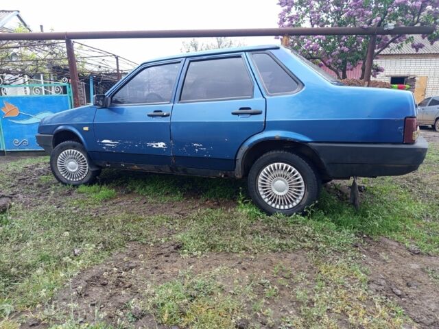 Синий ВАЗ 21099, объемом двигателя 1.5 л и пробегом 222 тыс. км за 455 $, фото 1 на Automoto.ua