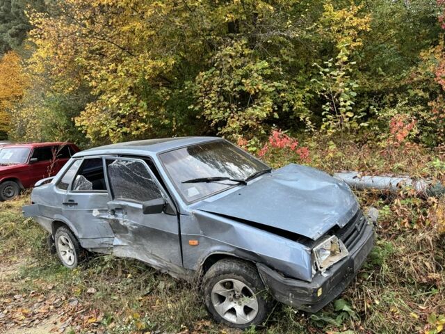 ВАЗ 21099 1996 в Славуте на Automoto.ua Синий ВАЗ 21099, объемом двигателя 1.5 л и пробегом 77 тыс. км за 150 $, фото 1 на Automoto.ua