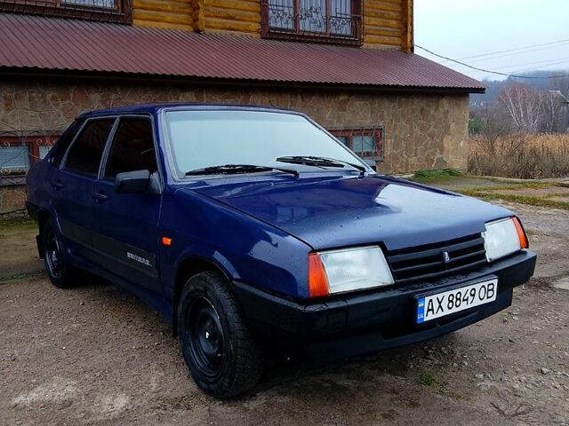 Синий ВАЗ 21099, объемом двигателя 1.5 л и пробегом 625 тыс. км за 1300 $, фото 1 на Automoto.ua