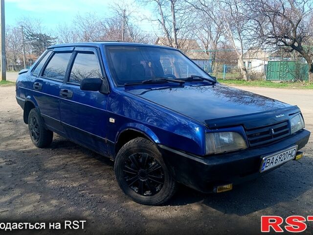 Синий ВАЗ 21099, объемом двигателя 1.5 л и пробегом 250 тыс. км за 1200 $, фото 1 на Automoto.ua
