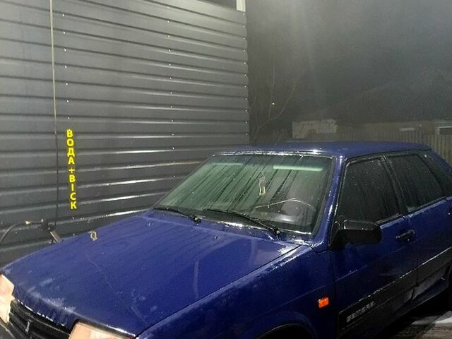 Синий ВАЗ 21099, объемом двигателя 1.5 л и пробегом 140 тыс. км за 1350 $, фото 1 на Automoto.ua