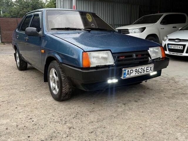 Синій ВАЗ 21099, об'ємом двигуна 1.5 л та пробігом 300 тис. км за 1499 $, фото 1 на Automoto.ua