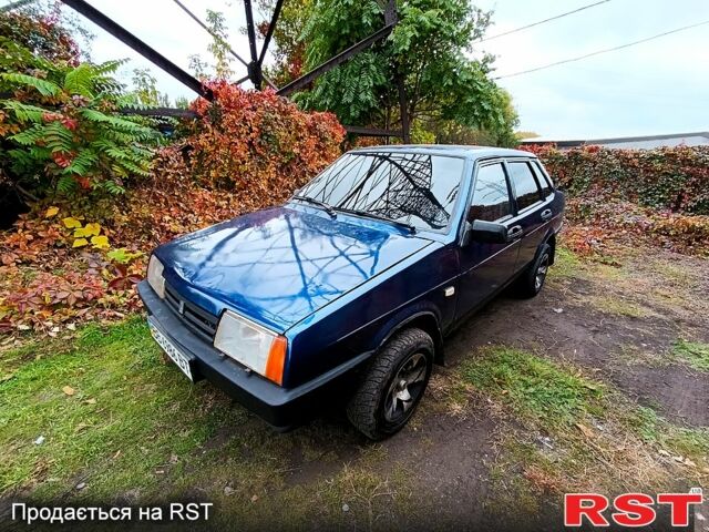 Синий ВАЗ 21099, объемом двигателя 1.5 л и пробегом 150 тыс. км за 1100 $, фото 1 на Automoto.ua
