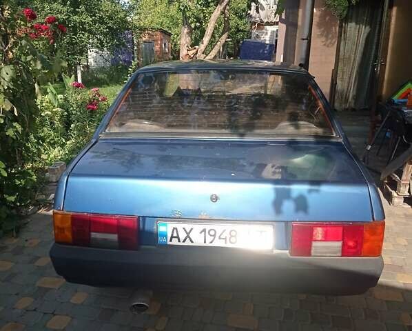 Синий ВАЗ 21099, объемом двигателя 1.6 л и пробегом 345 тыс. км за 800 $, фото 1 на Automoto.ua