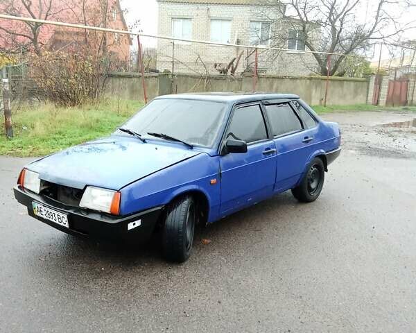 Синий ВАЗ 21099, объемом двигателя 1.5 л и пробегом 200 тыс. км за 950 $, фото 1 на Automoto.ua