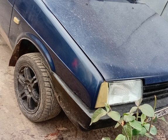 Синий ВАЗ 21099, объемом двигателя 1.5 л и пробегом 787 тыс. км за 1500 $, фото 1 на Automoto.ua