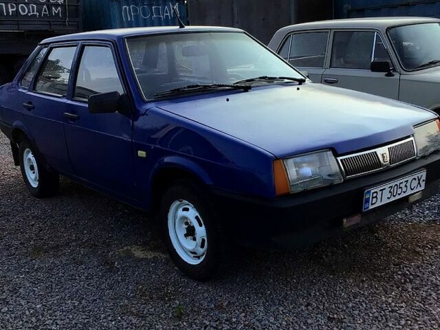 Синий ВАЗ 21099, объемом двигателя 1.5 л и пробегом 150 тыс. км за 1300 $, фото 1 на Automoto.ua