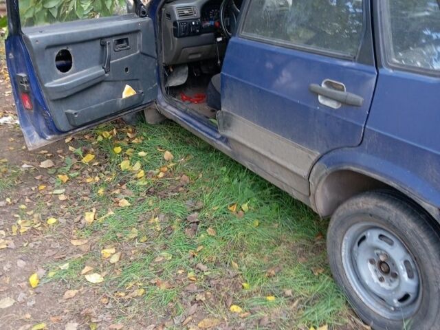 ВАЗ 21099 1998 в Краматорске на Automoto.ua Синий ВАЗ 21099, объемом двигателя 0 л и пробегом 100 тыс. км за 549 $, фото 1 на Automoto.ua