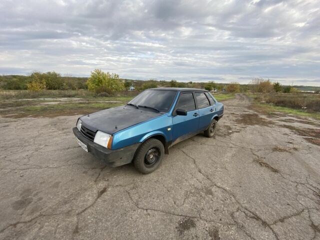 Синий ВАЗ 21099, объемом двигателя 1.5 л и пробегом 3 тыс. км за 800 $, фото 1 на Automoto.ua