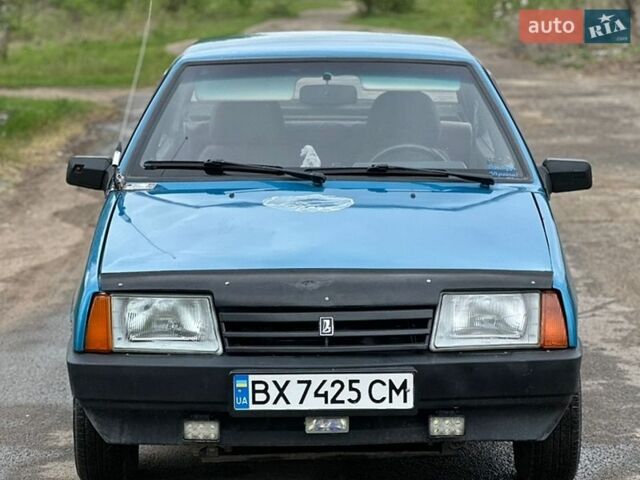 Синий ВАЗ 21099, объемом двигателя 1.6 л и пробегом 250 тыс. км за 950 $, фото 1 на Automoto.ua