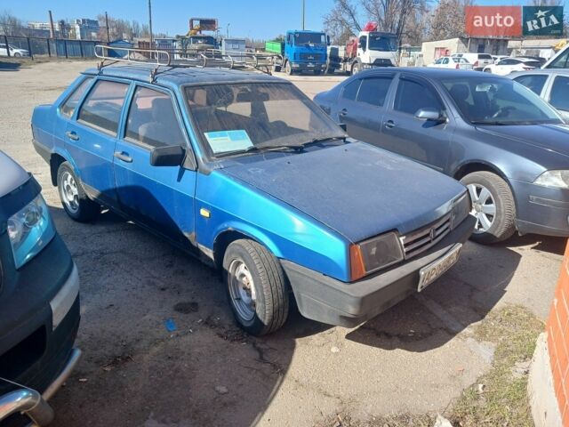 Синий ВАЗ 21099, объемом двигателя 1.5 л и пробегом 543 тыс. км за 1000 $, фото 1 на Automoto.ua