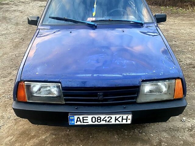 Синий ВАЗ 21099, объемом двигателя 1.5 л и пробегом 220 тыс. км за 800 $, фото 1 на Automoto.ua