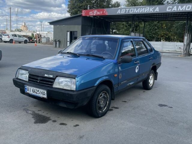 Синій ВАЗ 21099, об'ємом двигуна 1.5 л та пробігом 250 тис. км за 1203 $, фото 1 на Automoto.ua