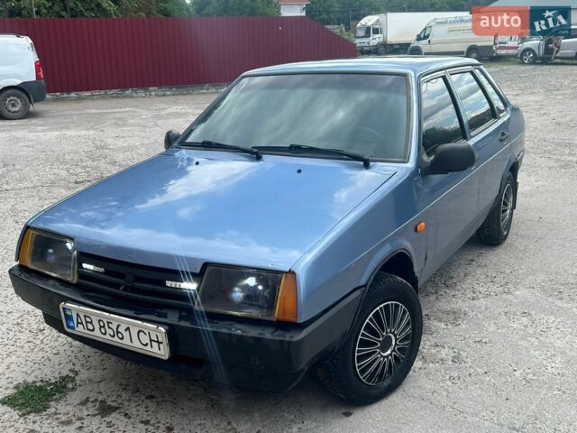 Синий ВАЗ 21099, объемом двигателя 1.5 л и пробегом 300 тыс. км за 1300 $, фото 1 на Automoto.ua