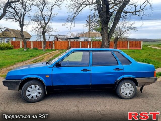 Синий ВАЗ 21099, объемом двигателя 1.5 л и пробегом 147 тыс. км за 899 $, фото 1 на Automoto.ua