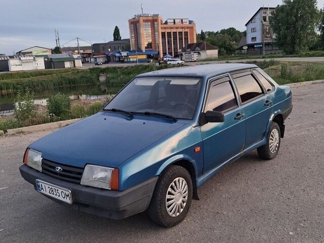 Синий ВАЗ 21099, объемом двигателя 1.5 л и пробегом 260 тыс. км за 800 $, фото 1 на Automoto.ua