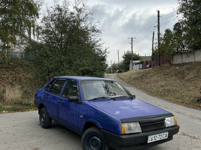 Синий ВАЗ 21099, объемом двигателя 1.5 л и пробегом 200 тыс. км за 501 $, фото 1 на Automoto.ua