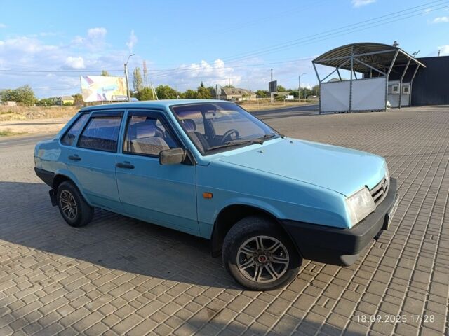 Синій ВАЗ 21099, об'ємом двигуна 1.5 л та пробігом 220 тис. км за 1400 $, фото 1 на Automoto.ua
