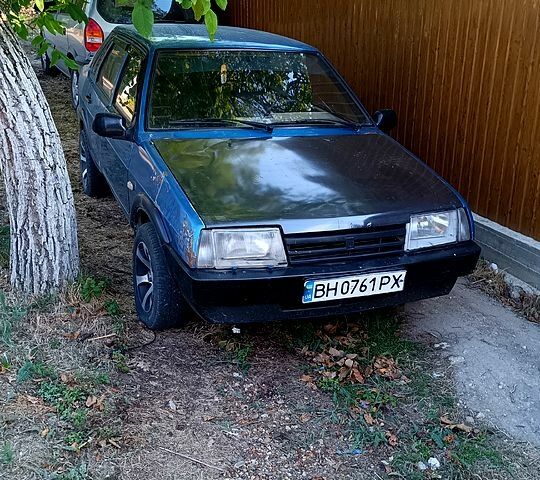 Синий ВАЗ 21099, объемом двигателя 1.5 л и пробегом 200 тыс. км за 1100 $, фото 1 на Automoto.ua