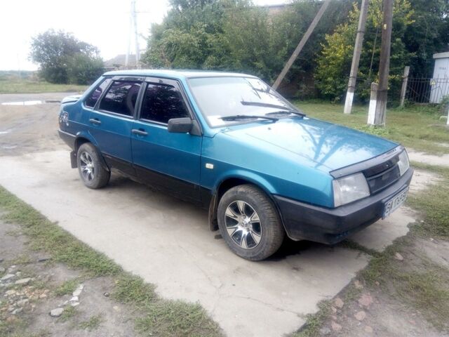 Синий ВАЗ 21099, объемом двигателя 1.5 л и пробегом 173 тыс. км за 2400 $, фото 1 на Automoto.ua