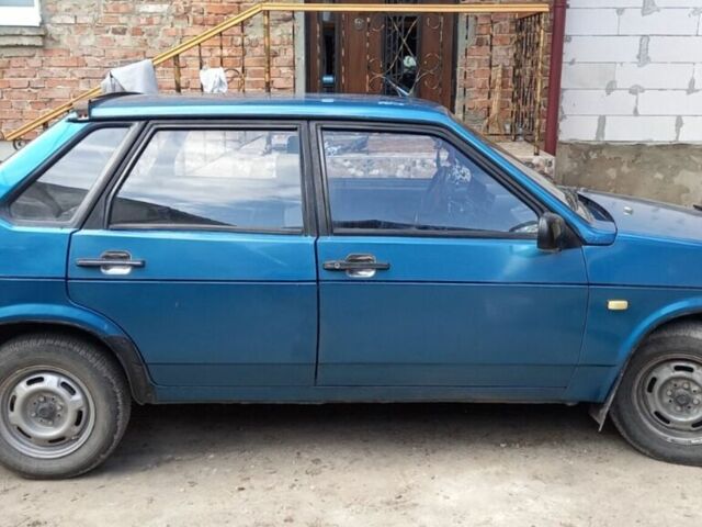Синій ВАЗ 21099, об'ємом двигуна 1.5 л та пробігом 277 тис. км за 1900 $, фото 1 на Automoto.ua