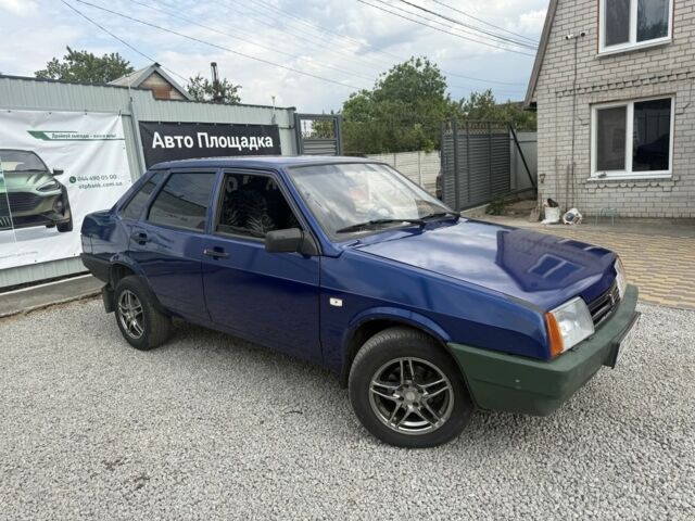 Синий ВАЗ 21099, объемом двигателя 1.5 л и пробегом 200 тыс. км за 1800 $, фото 1 на Automoto.ua