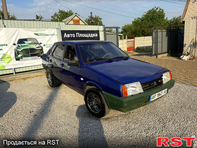 Синий ВАЗ 21099, объемом двигателя 1.5 л и пробегом 200 тыс. км за 1800 $, фото 1 на Automoto.ua