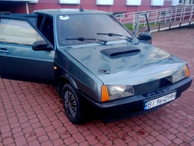 Синий ВАЗ 21099, объемом двигателя 1.5 л и пробегом 150 тыс. км за 1200 $, фото 1 на Automoto.ua