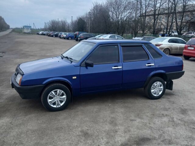 Синій ВАЗ 21099, об'ємом двигуна 1.5 л та пробігом 200 тис. км за 1600 $, фото 1 на Automoto.ua