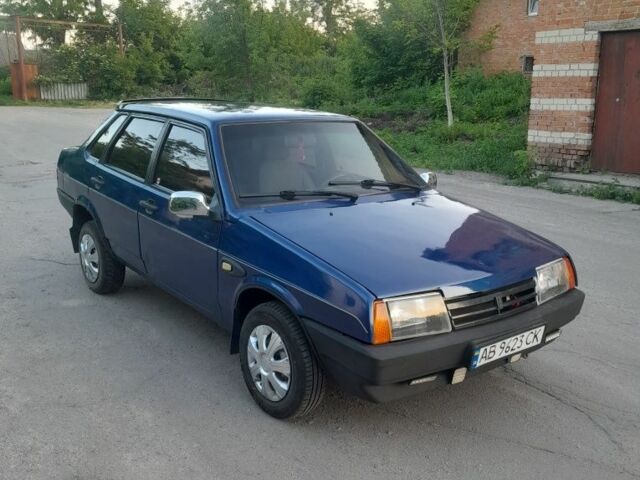 Синий ВАЗ 21099, объемом двигателя 1.5 л и пробегом 273 тыс. км за 1560 $, фото 1 на Automoto.ua