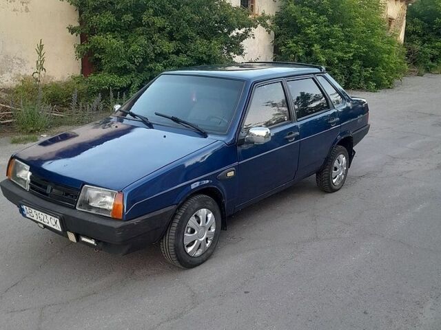 Синий ВАЗ 21099, объемом двигателя 1.5 л и пробегом 273 тыс. км за 1550 $, фото 1 на Automoto.ua