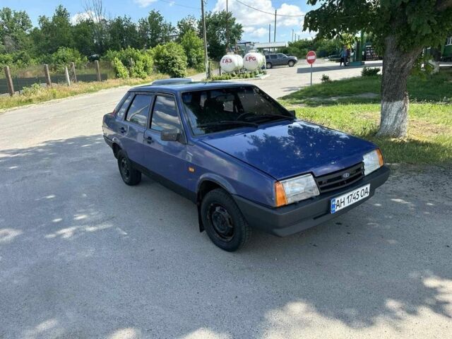 Синій ВАЗ 21099, об'ємом двигуна 1.5 л та пробігом 180 тис. км за 950 $, фото 1 на Automoto.ua