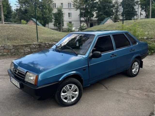 Синий ВАЗ 21099, объемом двигателя 1.5 л и пробегом 222 тыс. км за 999 $, фото 1 на Automoto.ua