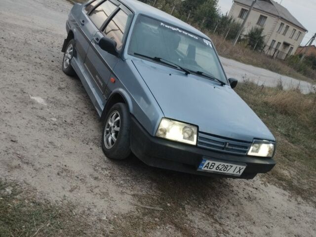 Синий ВАЗ 21099, объемом двигателя 1.5 л и пробегом 222 тыс. км за 1050 $, фото 1 на Automoto.ua