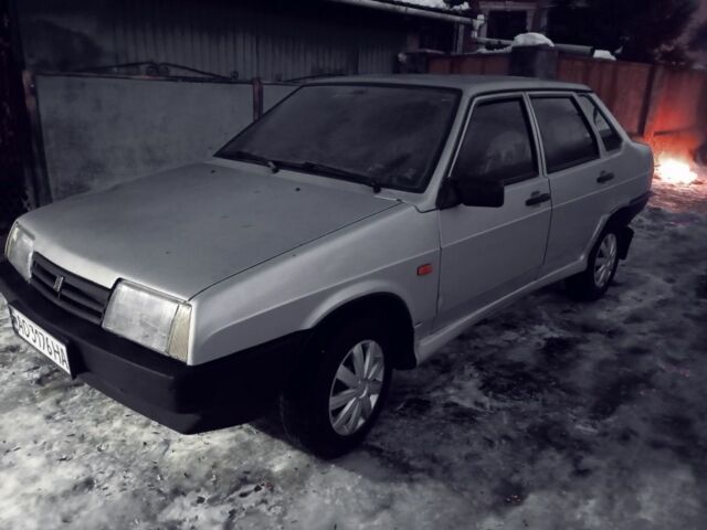 Синій ВАЗ 21099, об'ємом двигуна 1.5 л та пробігом 240 тис. км за 850 $, фото 1 на Automoto.ua